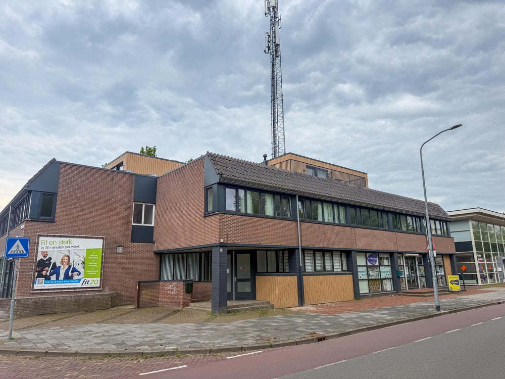 https://www.vandermeulenmakelaars.nl/wp-content/uploads/2026/05/ca4a3fb9-5.jpg