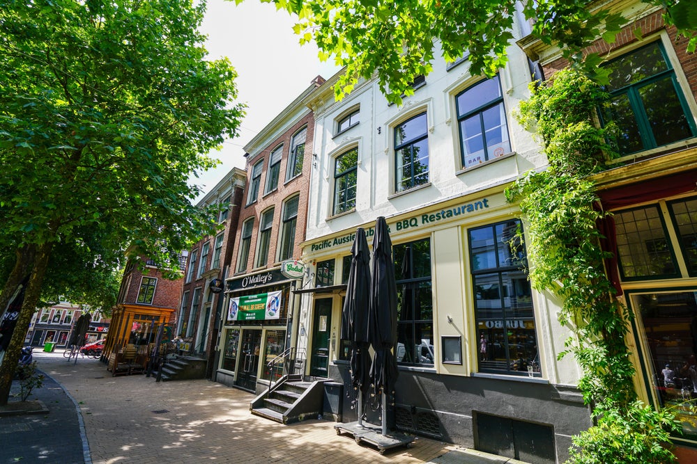 https://www.vandermeulenmakelaars.nl/wp-content/uploads/2026/09/5ef670cb.jpg